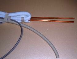 室外機接続準備1 断熱材を剥がす画像